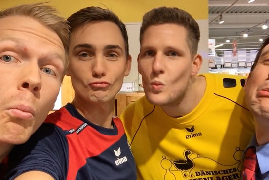 Drei SG Spieler machen ein Selfie