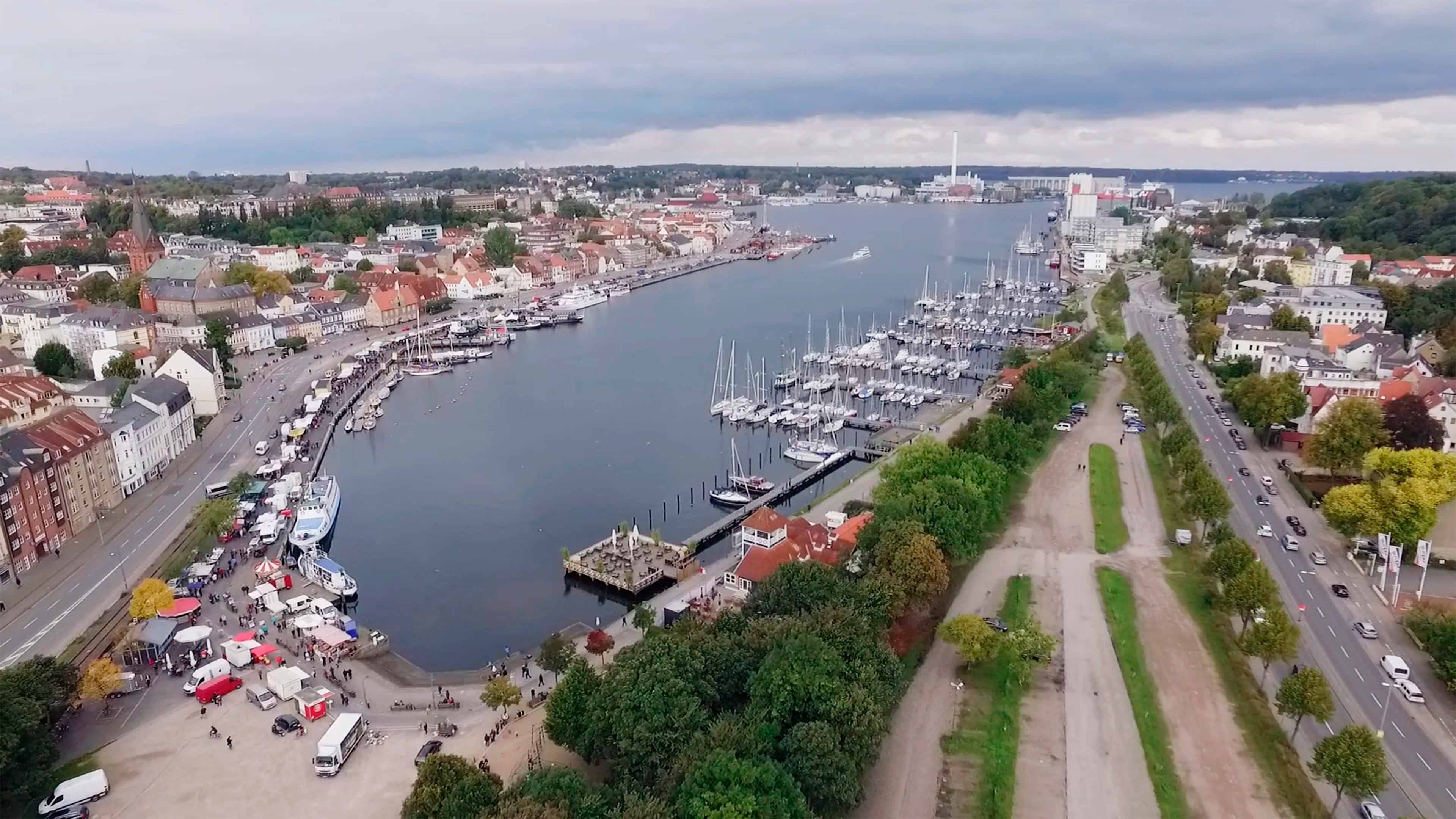 Luftbild von der Hafenspitze in Flensburg