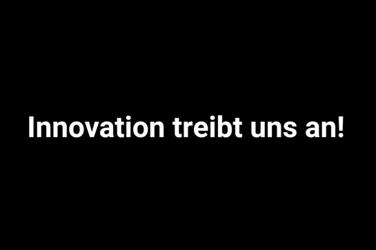 bb_sonepar_teaser_05.jpg Weißer Slogan "Innovation treibt uns an"