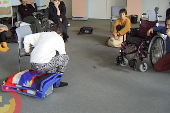 bb_webclips_teaser_06.jpg Videoaufnahme einer Übungseinheit von Kinaesthethics