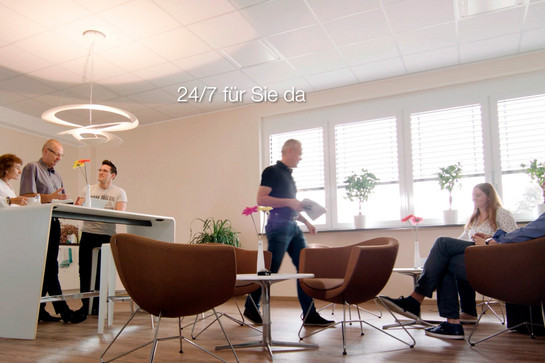bb_it_teaser_04.jpg Blick in ein modernes Büro