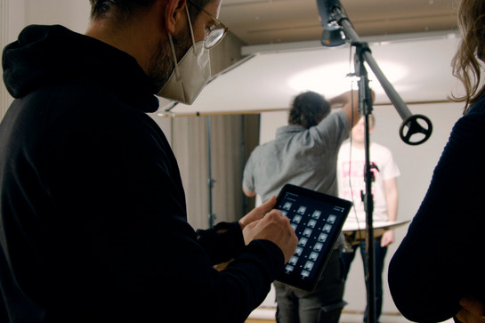 bb_lfrsh_teaser_02.jpg Daniel Günther posiert vor der Kamera