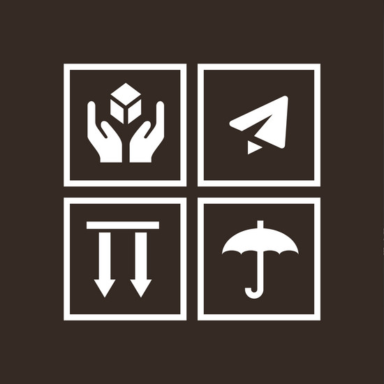 Vier Piktogramme: Ein Regenschirm, ein Papierflieger, zwei Hände mit einem Würfel und zwei Pfeile, die nach unten zeigen